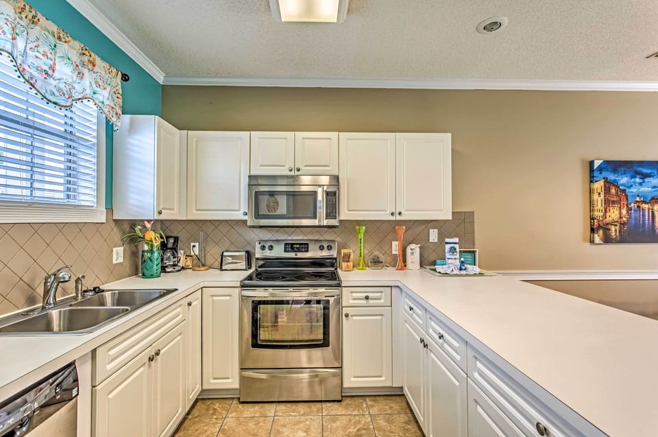 Kitchen | Drip Coffee Maker