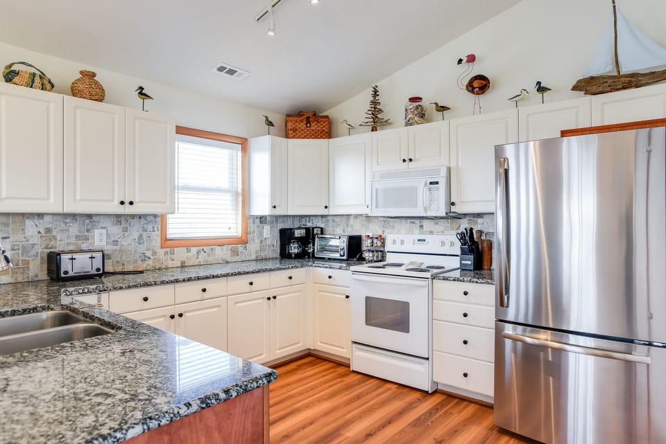 SH180: Seagrove l Top Level Kitchen
