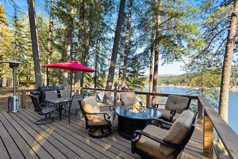 Fully equipped with charcoal gas grill, deck heater, and gas fire pit