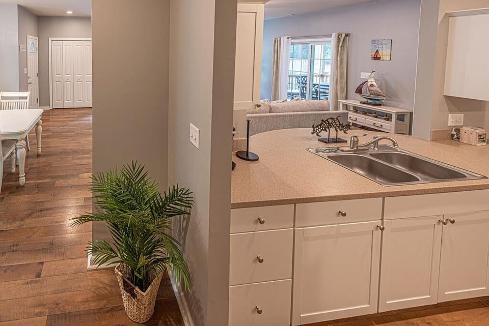 Kitchen Overview