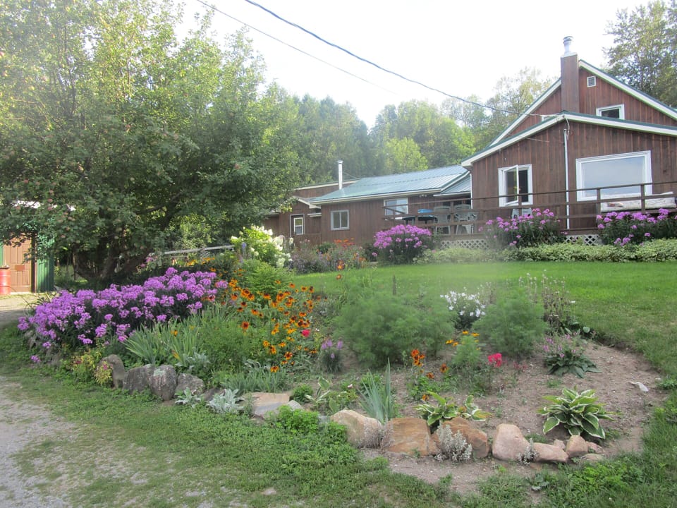 Main farm house next to the cottage
