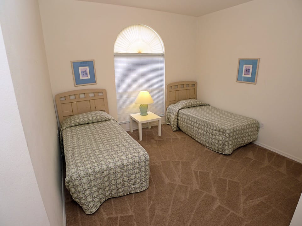 Dual Twin Bed Rooms