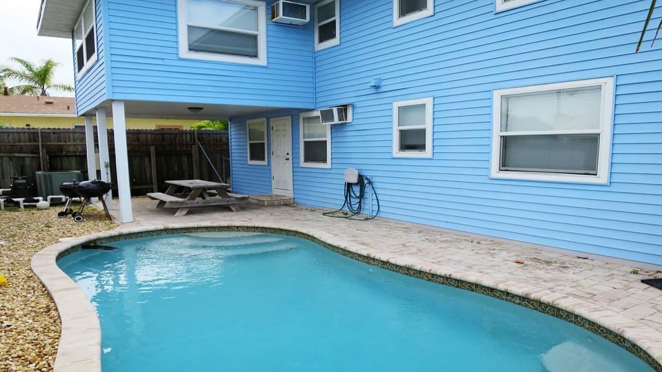 Beach Walk Pool 1.jpg