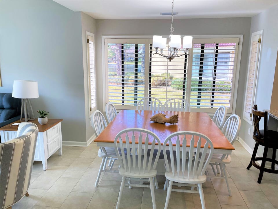 Large dining room table that seats eight comfortably