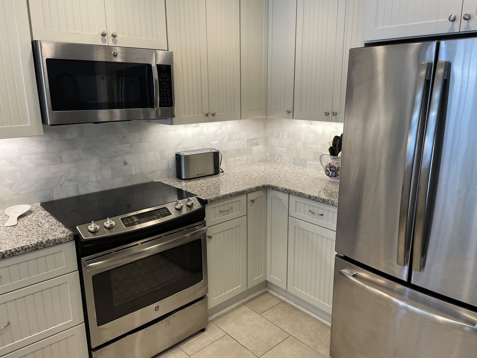 More kitchen views with call new appliances