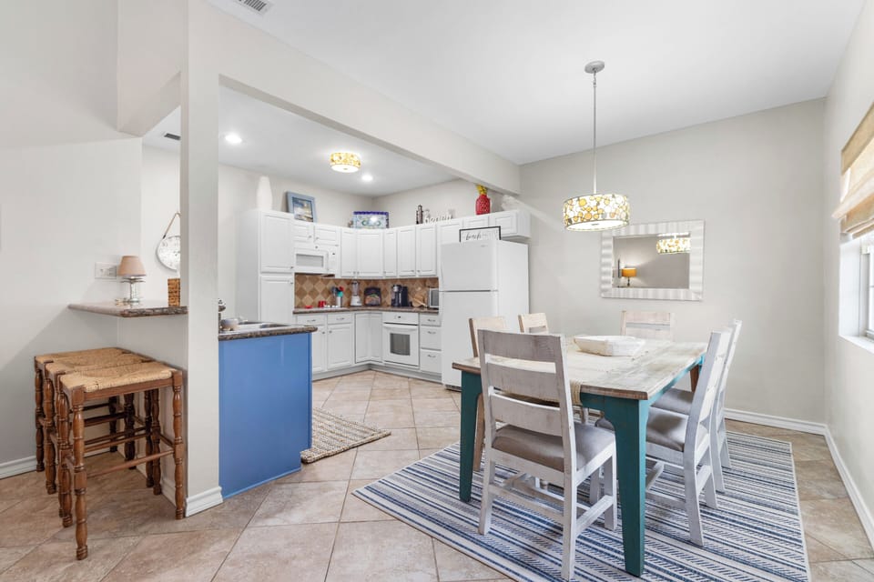 Dining Room/Kitchen