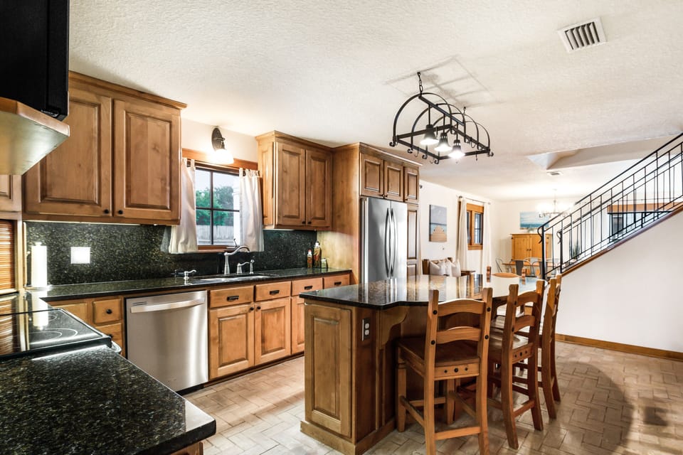 Large Kitchen 