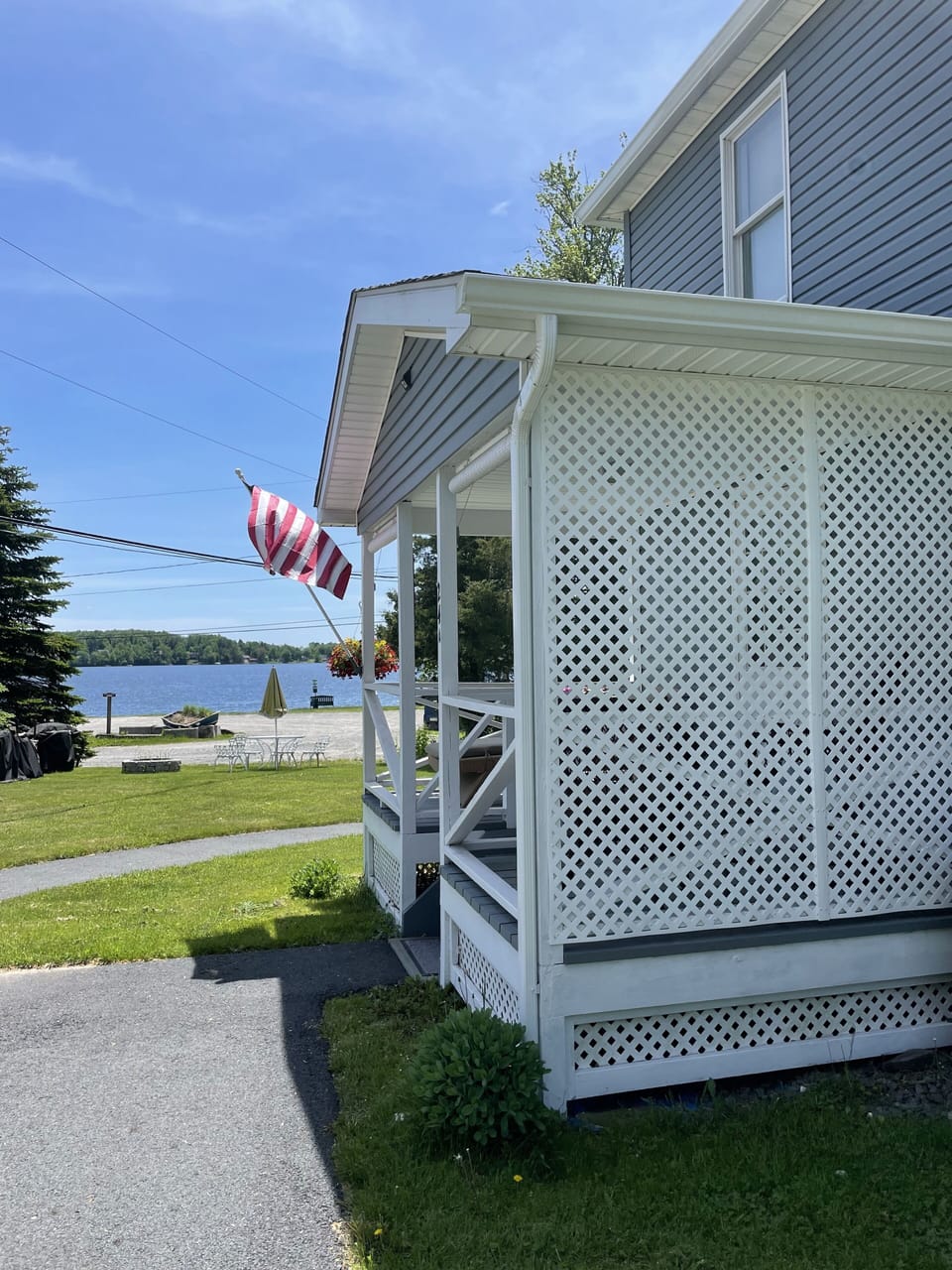 Private Entrance and Deck