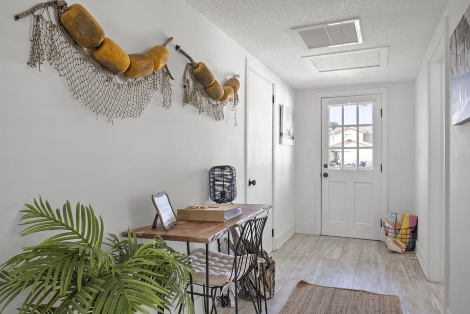 Office space in hallway