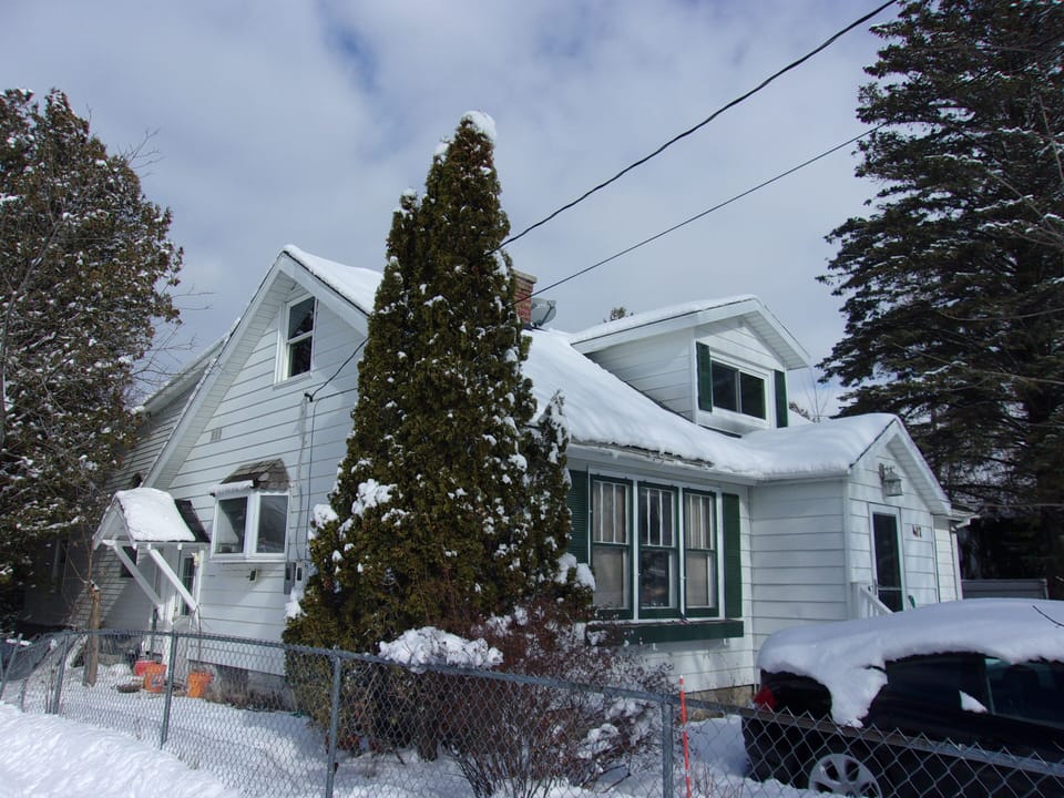 Quiet, Newer Petoskey Family Vacation Home.

