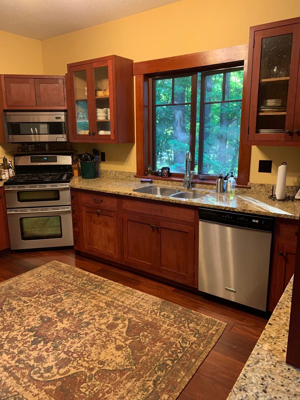 Kitchen with all the amenities. 