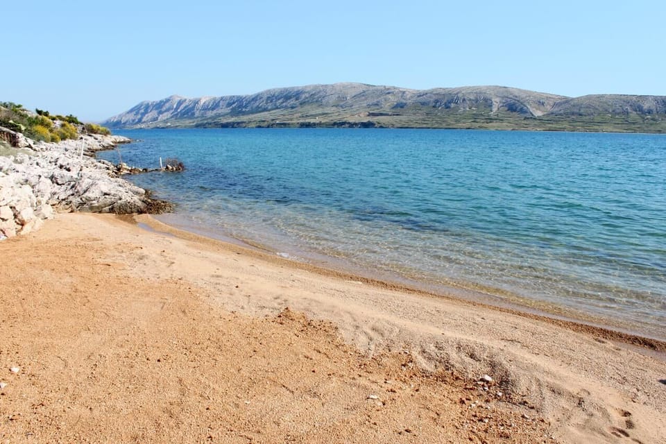 Nearby beaches
