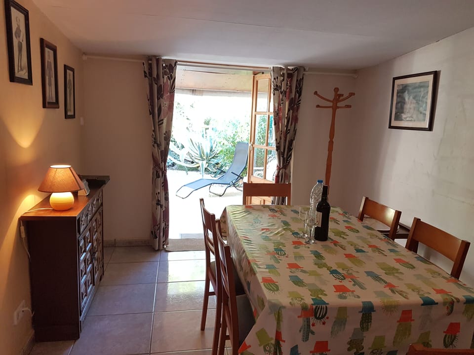 dining area with view out towards the rear garden and patio