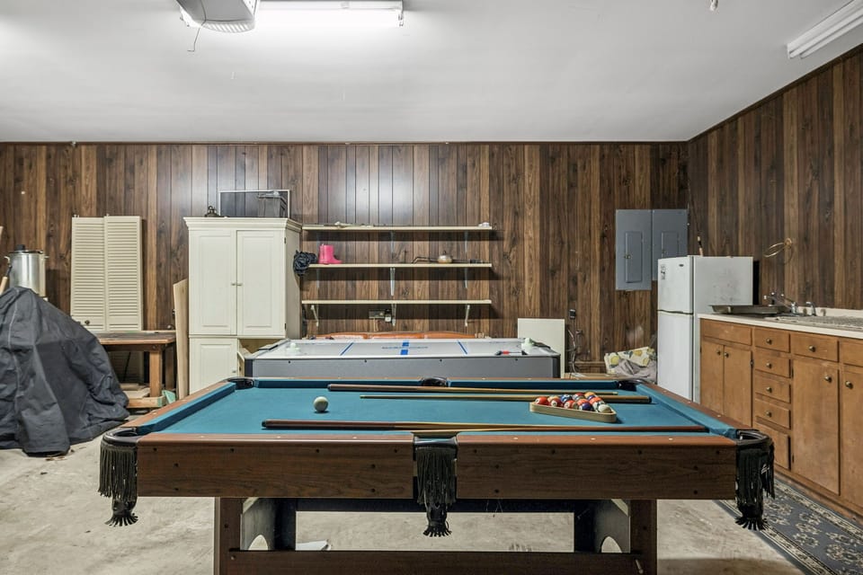 Game room