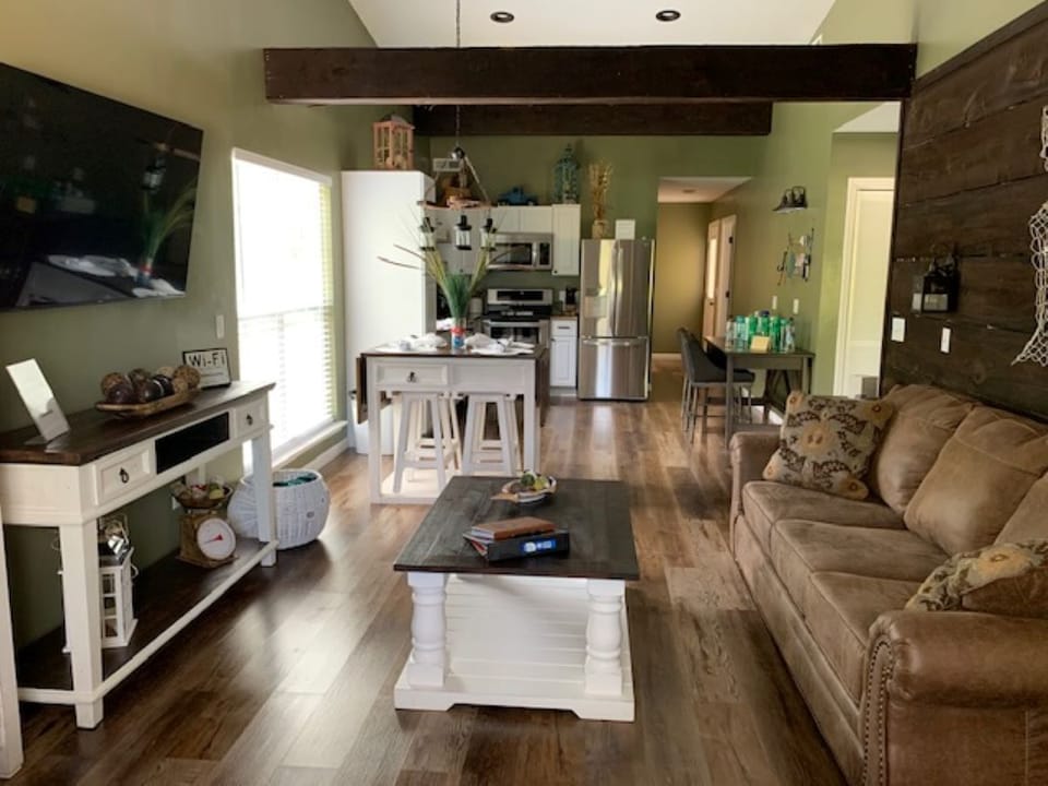 Welcome to Huckleberry's