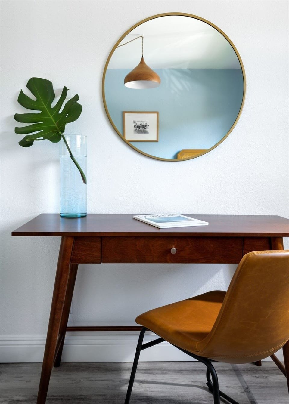 Work-life balance found! This dedicated space to work offers convenience and a calming atmosphere.