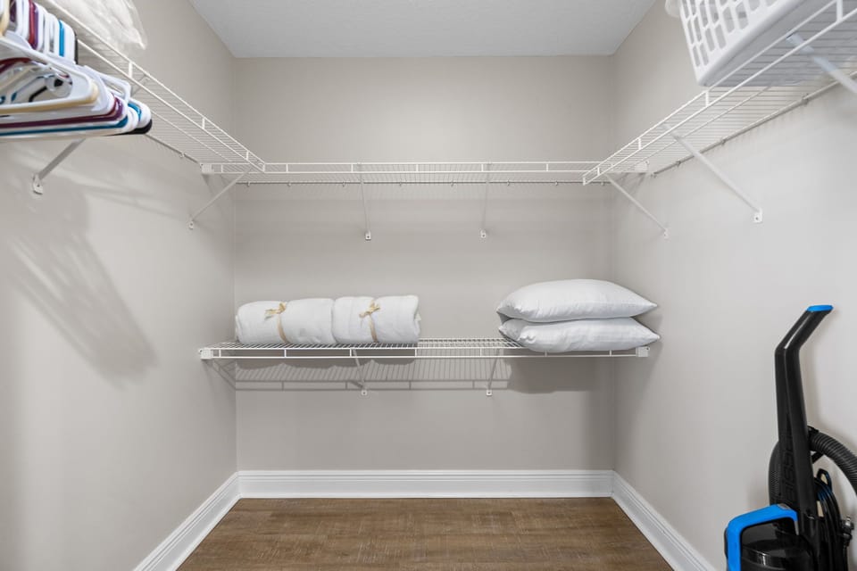 Primary Bedroom Closet