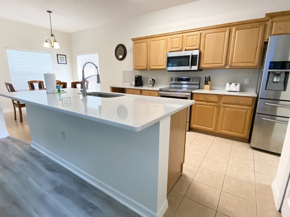 Kitchen and Breakfast Nook