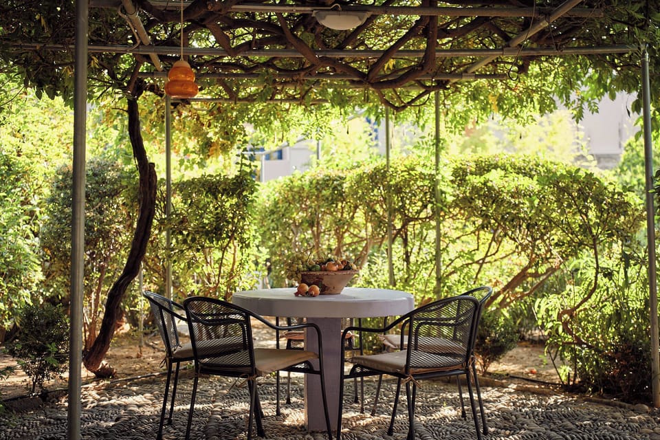A modern Cretan hideaway complete with beautiful gardens. 
