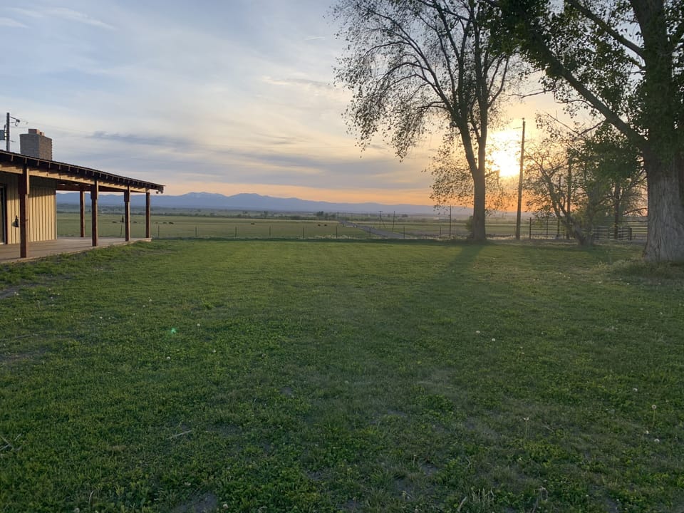 A spectacular sunset at 7J Ranch