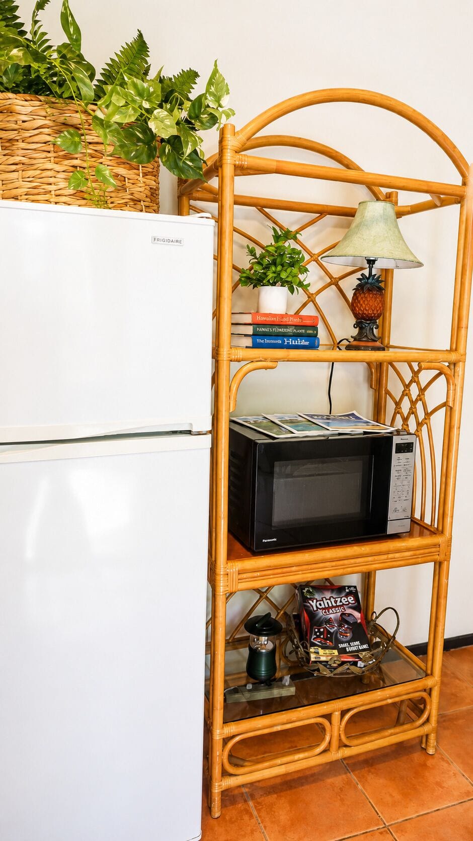 full fridge and microwave