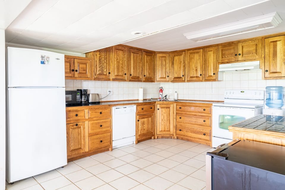 Second kitchen 