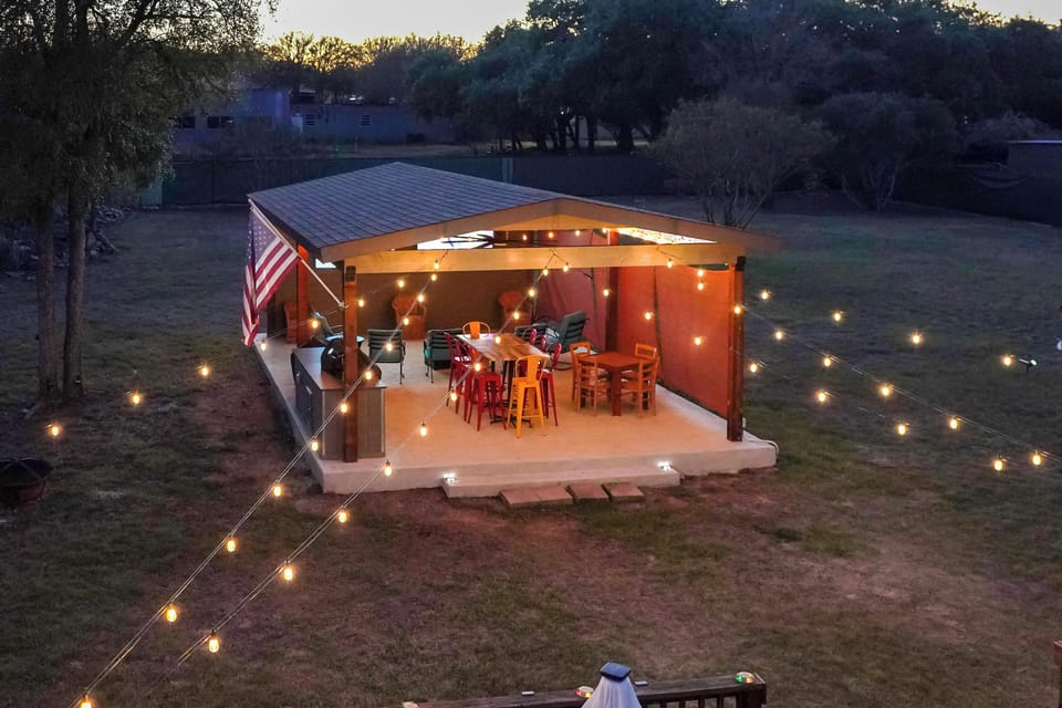 Patio | TV | Grill | Outdoor Dining Area