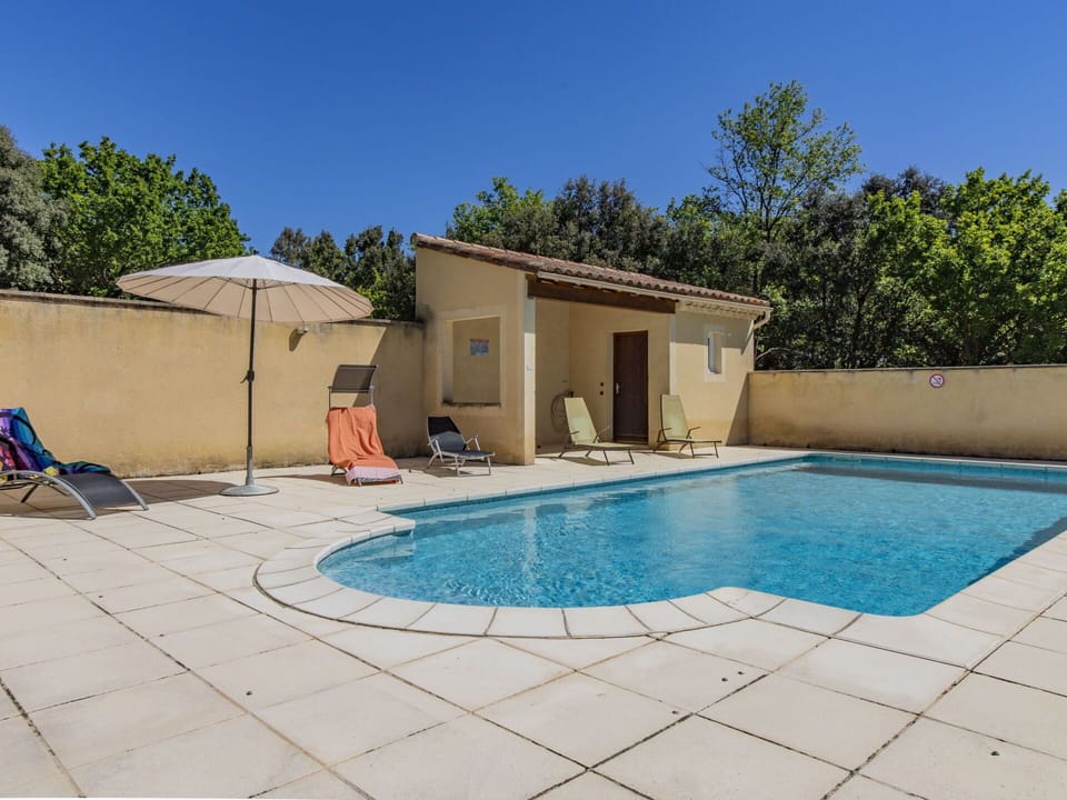 Water, Property, Sky, Swimming Pool, Azure, Shade, Tree, Building, Plant, Leisure