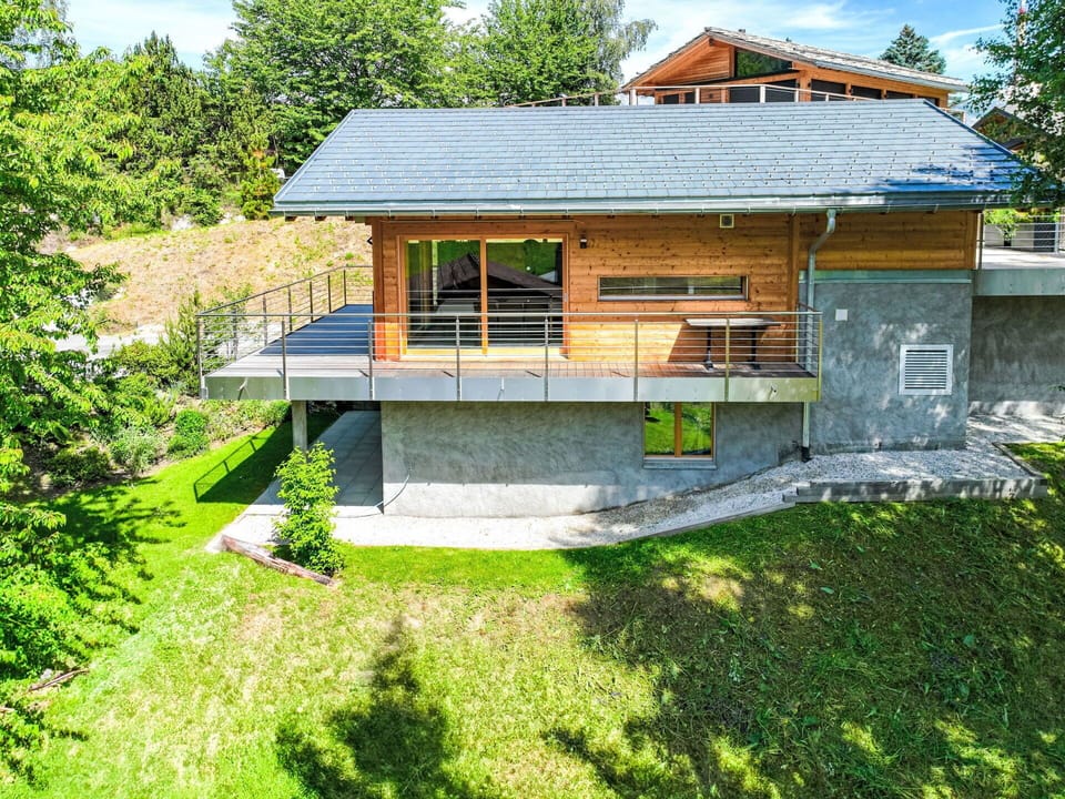 Plant, Building, Property, Window, Green, Tree, House, Sky, Land Lot, Wood