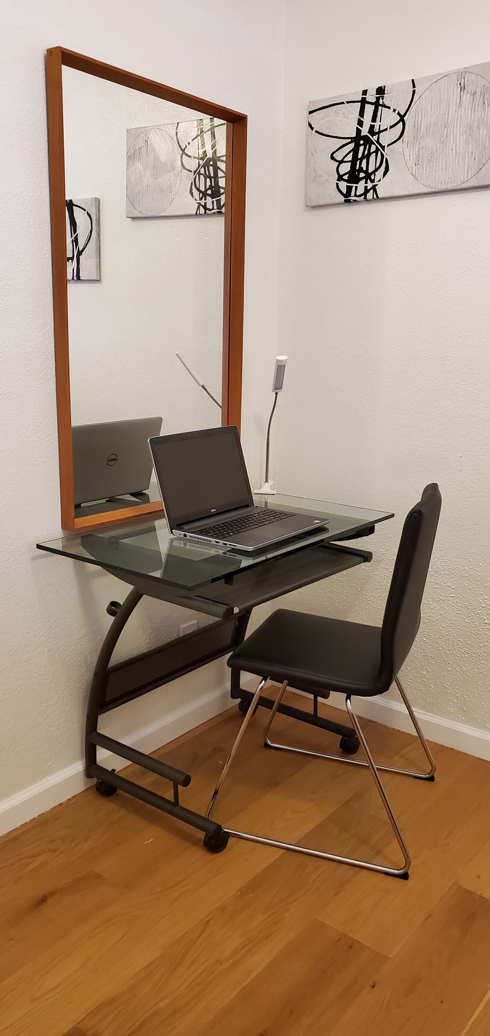 The "Zoom-room"...