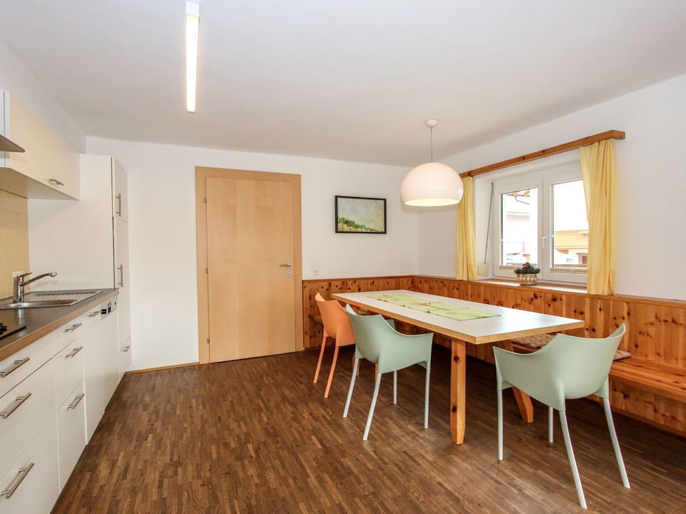 Room, Furniture, Property, Floor, Building, Wood Flooring, Hardwood, Interior Design, Table, Real Estate