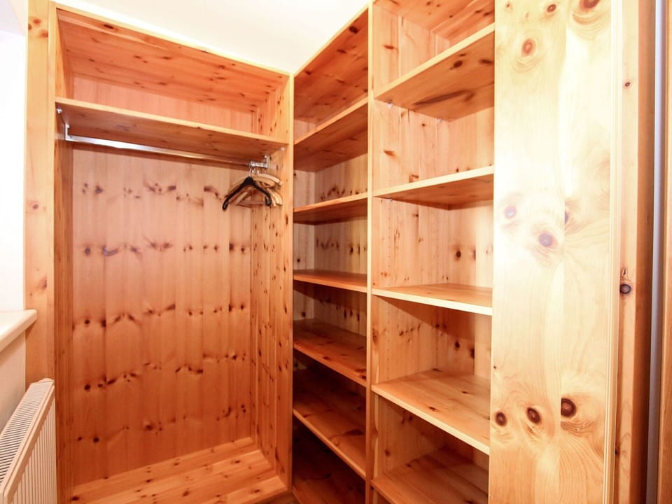 Cabinetry, Shelf, Wood, Building, Shelving, Wood Stain, Cupboard, Hardwood, Plywood, Lumber
