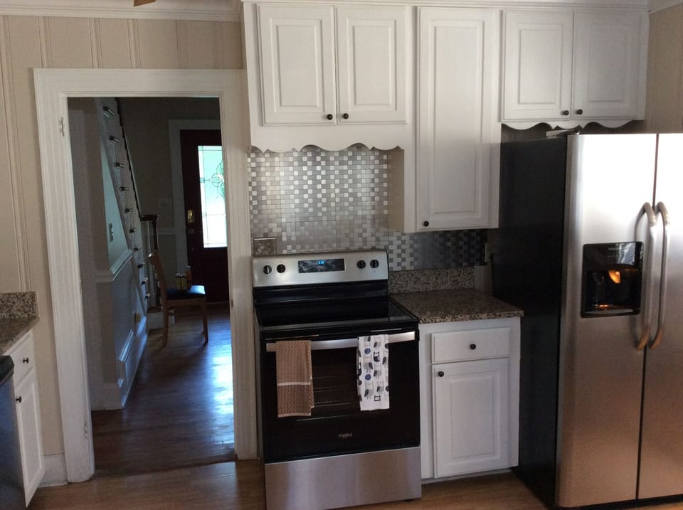 Fully stocked kitchen. Ice maker in refrigerator