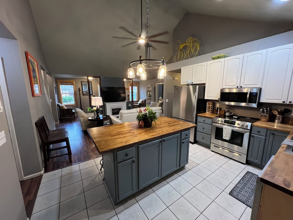 Contemporary Kitchen