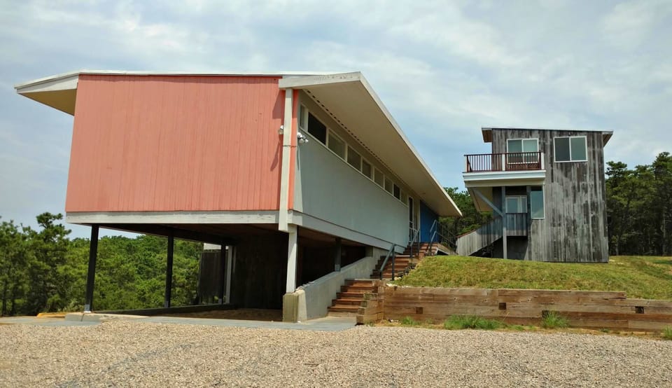 Lower and upper buildings