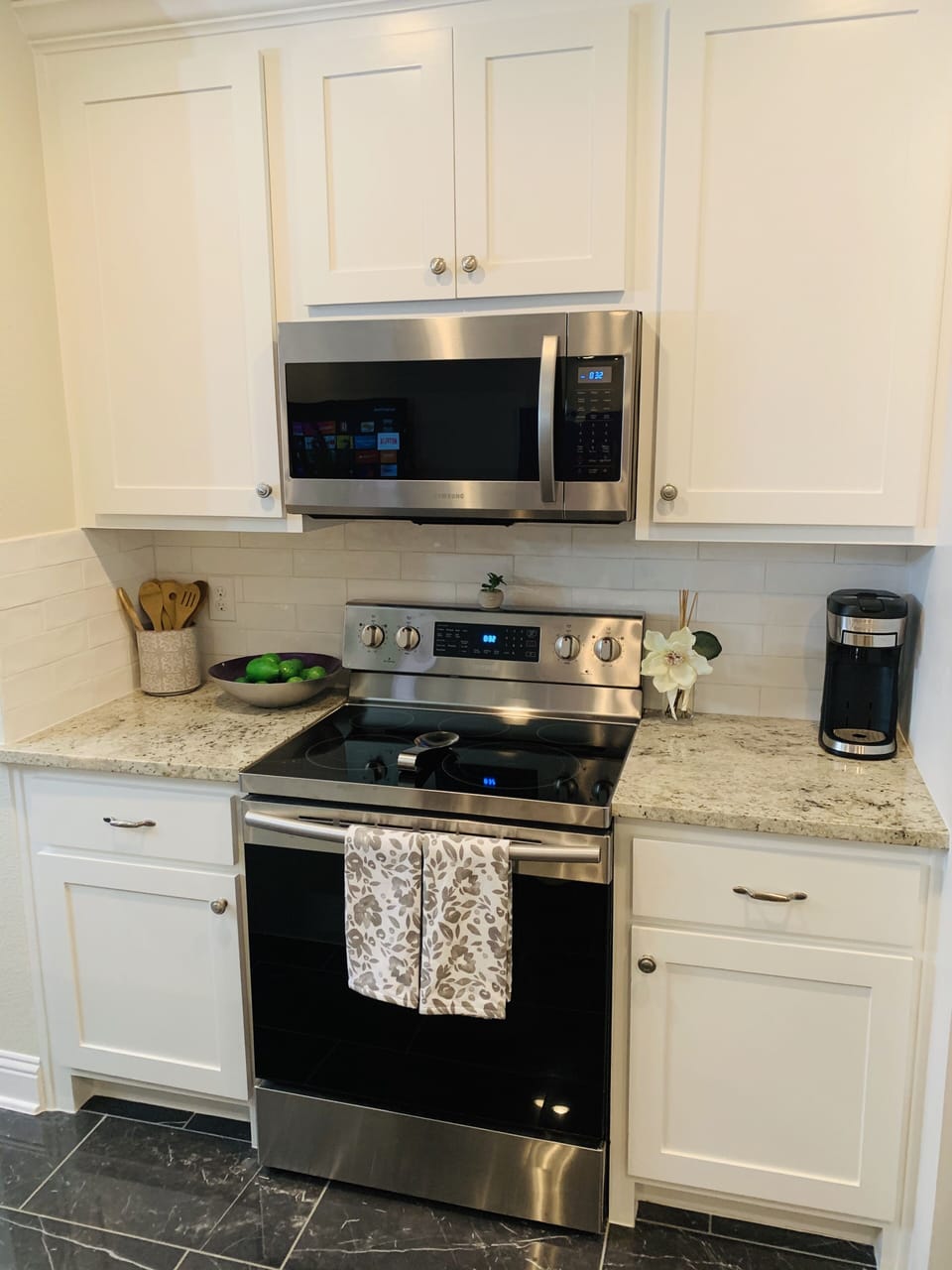 Stove, Microwave