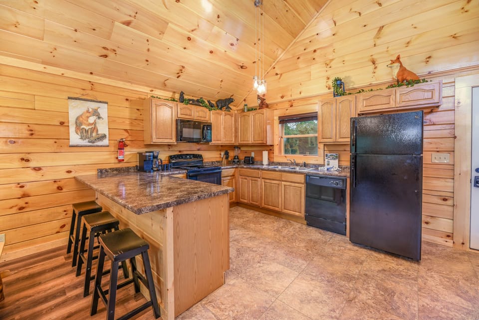 Ample counter space & bar seating for easy meals