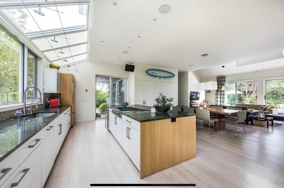 Chef's kitchen