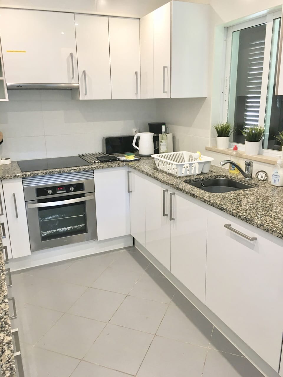 Modern fitted kitchen with Dishwasher, oven /hob,  fitted microwave, fridge fre