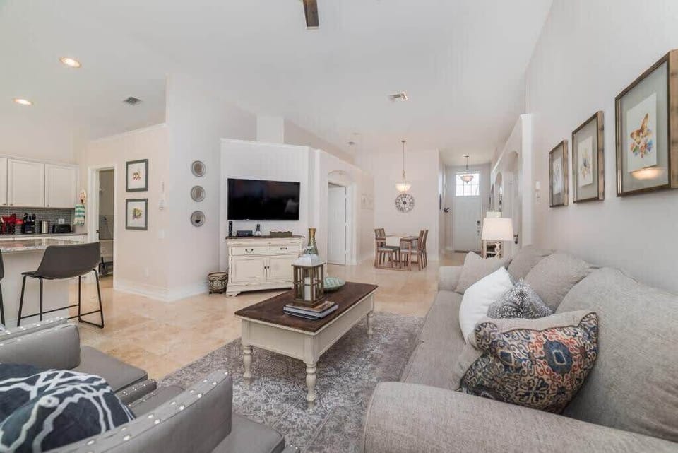 Super comfortable furnishings for a nice movie night at home!