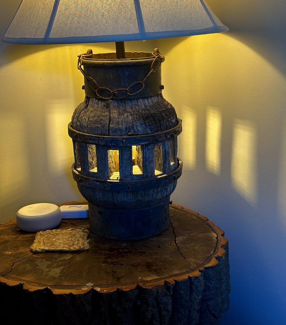Antique wheel cog lamp