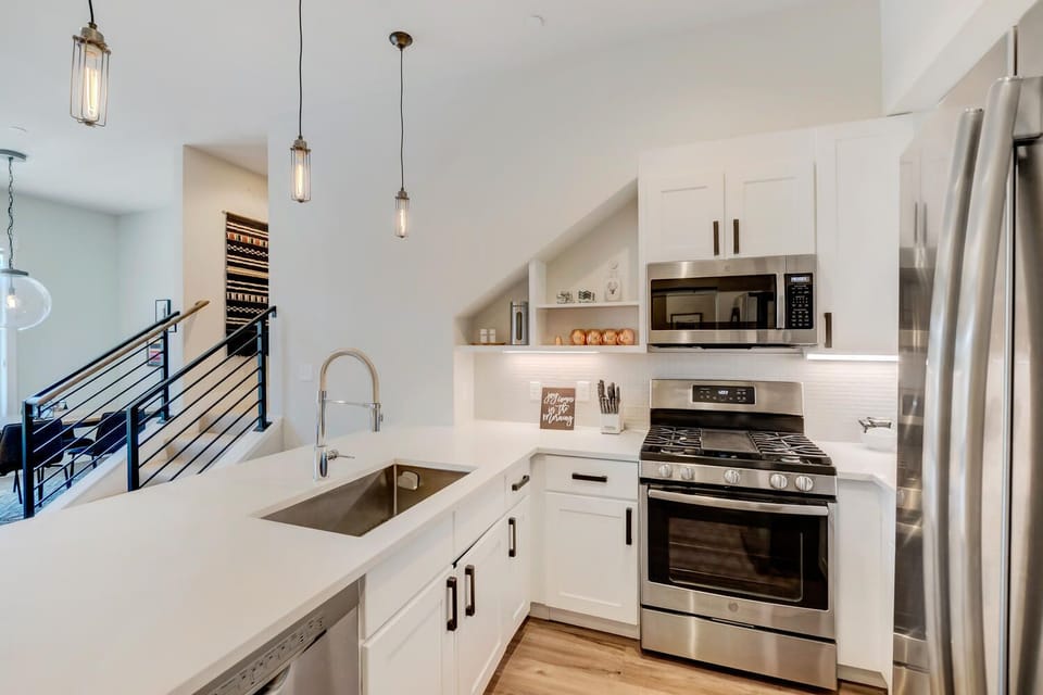 Fully Equipped Chef's Kitchen in Our Winter Park Condominium.