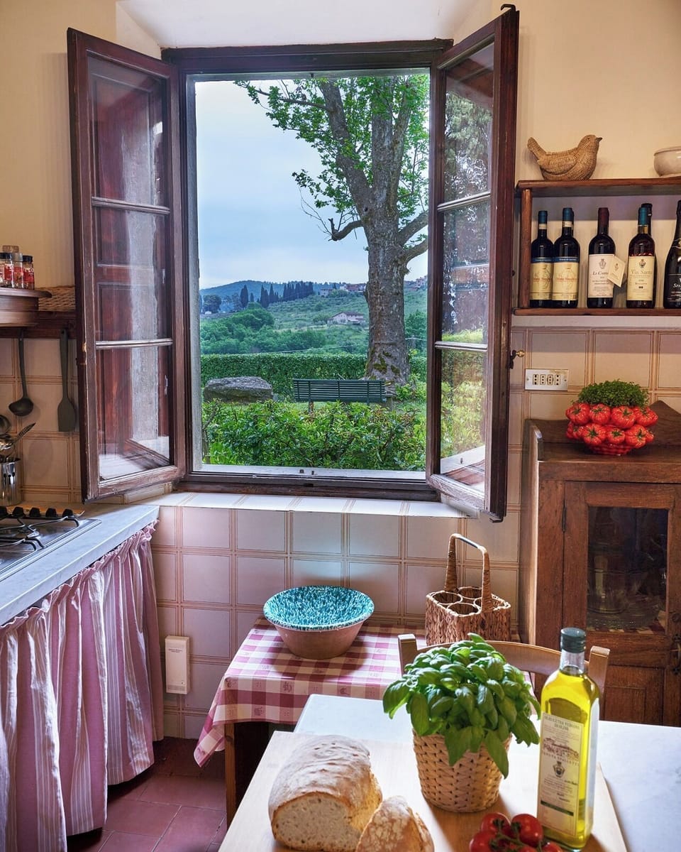 Stunning Views of the Chianti Montalbano Countryside