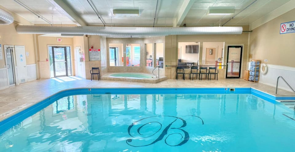 Shared Resort Pool Off-site