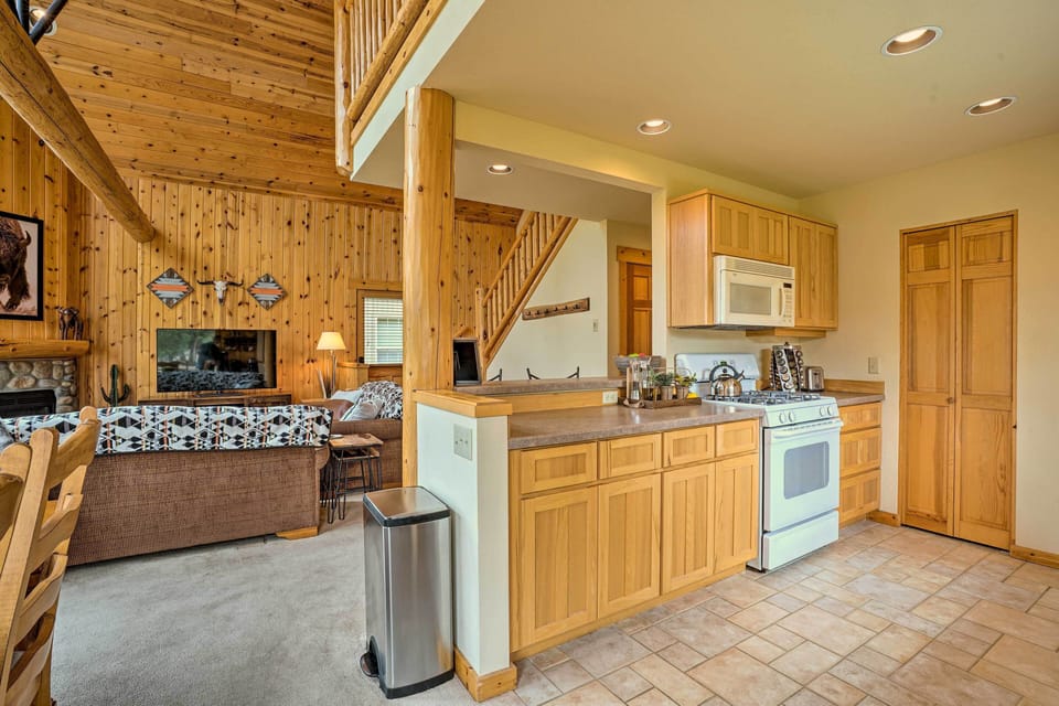 Kitchen | Blender | Coffee Maker | Toaster | Spices