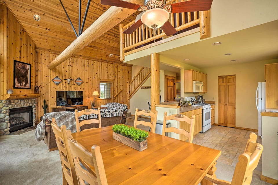 Dining Area | Dishware & Flatware