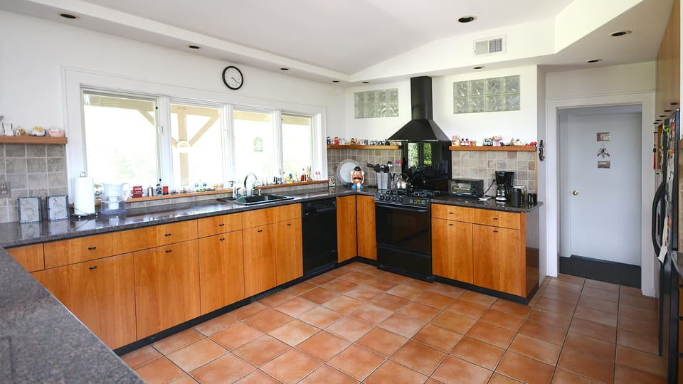 Large working kitchen with lots of counter space