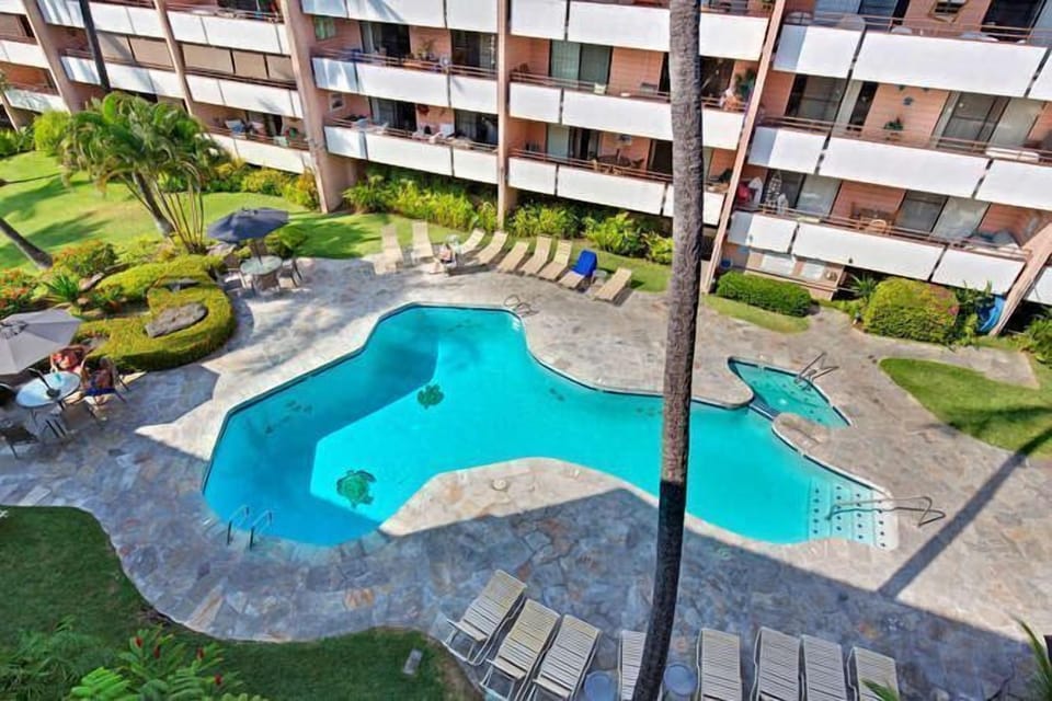 Fantastic pool for swimming, lounging or just sunbathing. Remember Magic Sands beach is also just steps away.