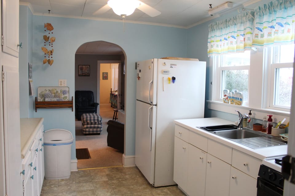 well appointed Kitchen
