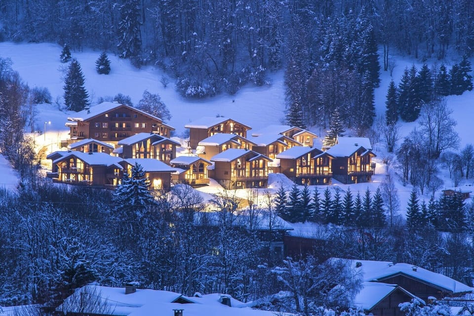 Holiday Home Exterior [winter]